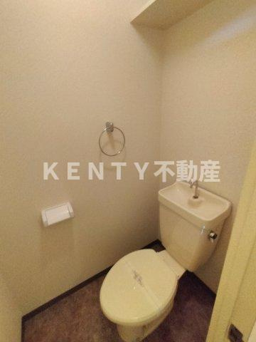【トイレ】 | エンゼルハイム梅屋敷第２ | ゆったりとした空間のトイレです
