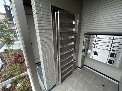 【エントランス】 | アルモニーブラッセ