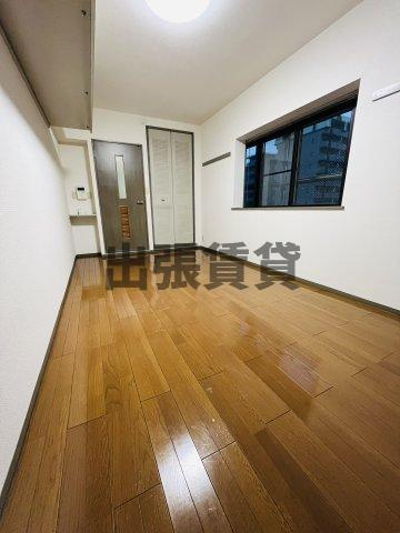 仲介手数料0円！モナティス那古野の居間・リビング