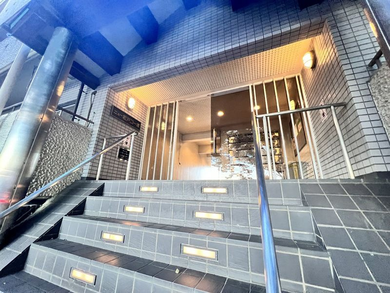 リアライズ新松戸 のエントランス