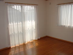 グリーンヒルズⅡの居間・リビング