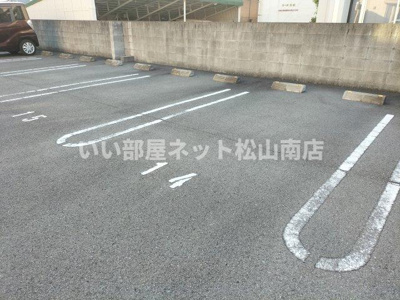 【駐車場】 | レジュ ノワール