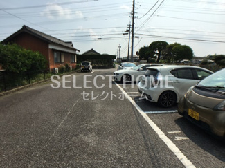 【駐車場】 | 駐車場に車を止められます