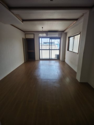 【洋室】 | 西口マンション | コンパクトで使いやすい洋室です