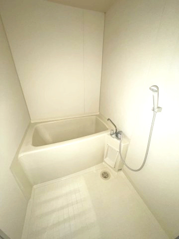 富士藤田マンションの浴室|イメージとして他号室の部屋写真を表示しています