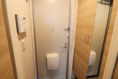  | グランディール太田町 | 靴箱は姿見付きの大容量です