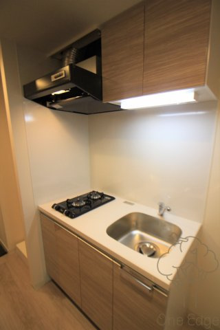 プレサンス西中島南方セレストのキッチン