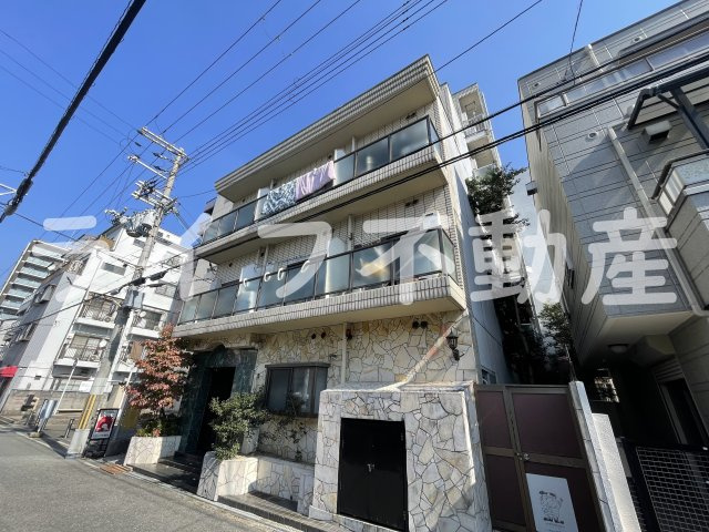 大宝菱屋西ロイヤルハイツの外観|落ち着いた雰囲気の外観です