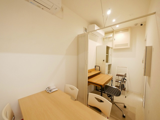 大宮町4丁目事務所の内装