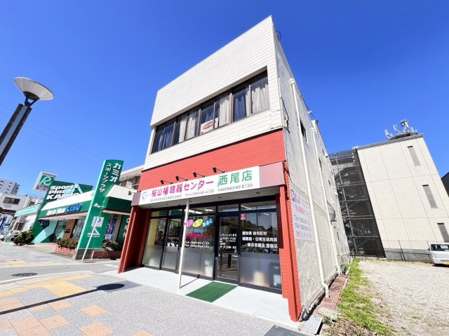 西尾市寄住町貸事務所の周辺