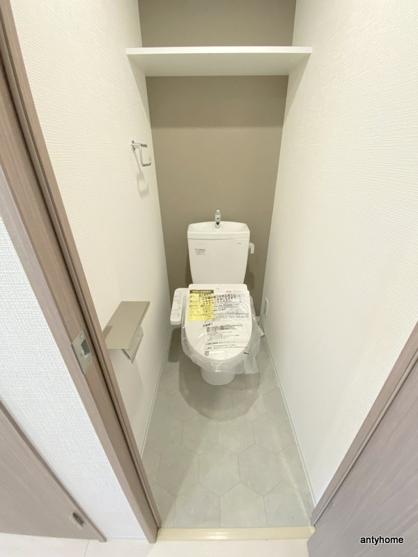 MJC大阪ラフィーネ　仲介手数料無料のトイレ