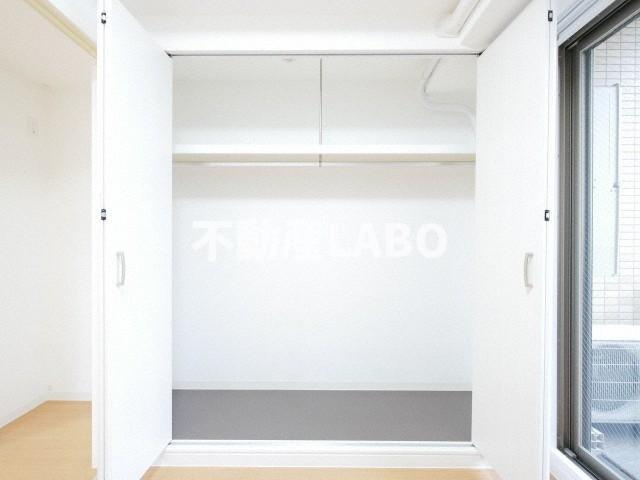 トモ南堀江の収納