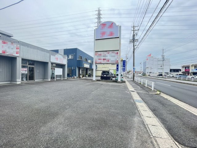 内藤店舗の駐車場