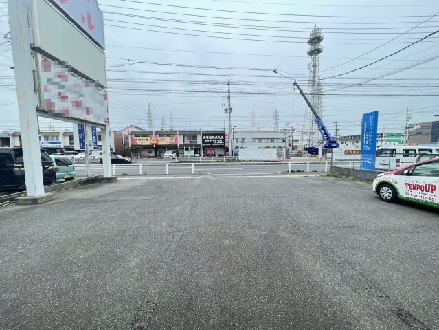 内藤店舗の駐車場