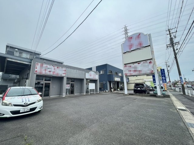 内藤店舗の駐車場