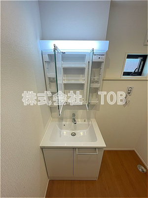 【独立洗面台】 | Kolet芦花公園＃04～コレットロカコウエン～ | 1F　3面鏡シャンプードレッサー