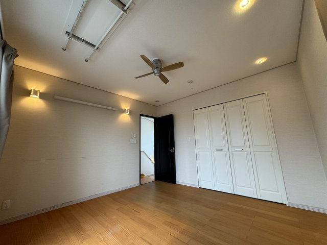 ‐三丁目不動産-　熊谷市中央5丁目の洋室