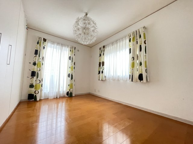 ‐三丁目不動産-　熊谷市中央5丁目の洋室