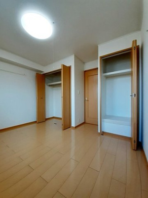 【収納】 | パレス・シュティルＢ | 十分な収納スペースがあります