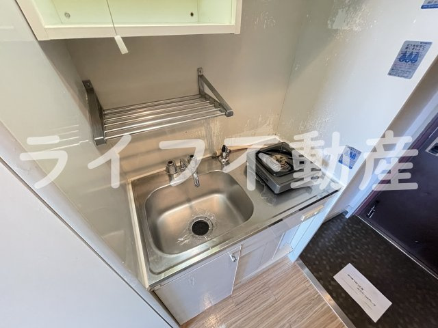 エクセルシオール長田のキッチン|コンパクトなキッチンで掃除もラクラク