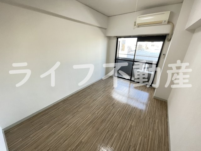 エクセルシオール長田の居間・リビング|ゆったりとしたリビングです