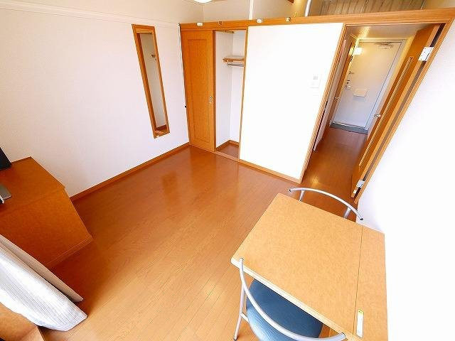 レオパレスＡｄｖａｎｃｅ富雄の内装|内装は落ち着いています