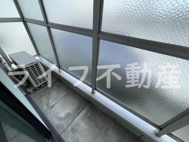 CTビュー八戸ノ里のバルコニー|お洗濯にも便利なバルコニー付き