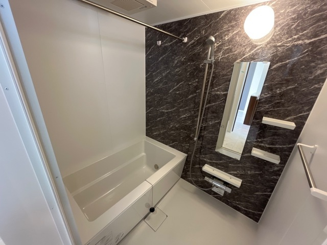 ヴルツェル成東 Ⅱの浴室