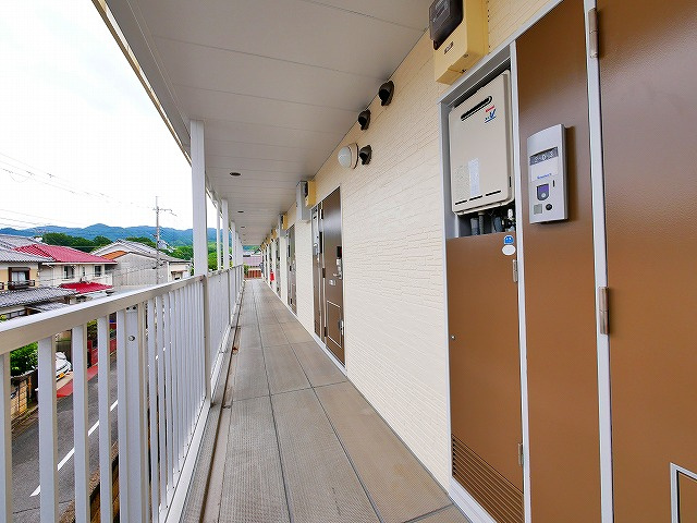 レオパレスゆとり　天理のエントランス|建物の内部です