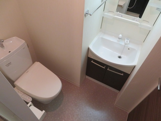 ウインズコート今福西の洗面所