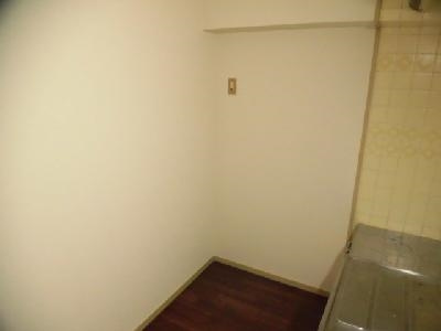 グランハイツ西ノ京の内装|冷蔵庫設置スペース