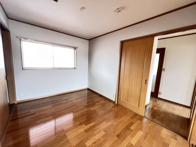 志篭谷町 ハッピーコートの居間・リビング