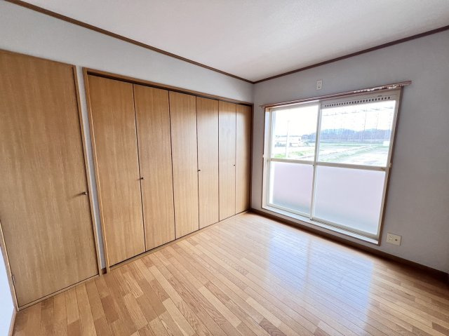 志篭谷町 ハッピーコートの居間・リビング