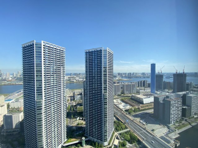 リビングからの眺望
東京ゲートブリッジ、東京湾、千葉県内房方面を望む眺望です。