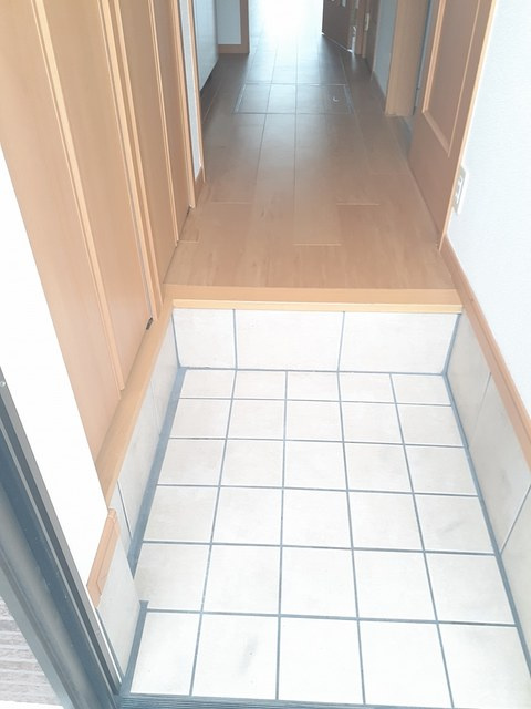 カレントの玄関