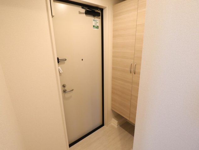 熊本市中央区萩原町のアパートの玄関