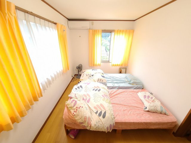 【その他】 | 木次町中古戸建 | 寝室です