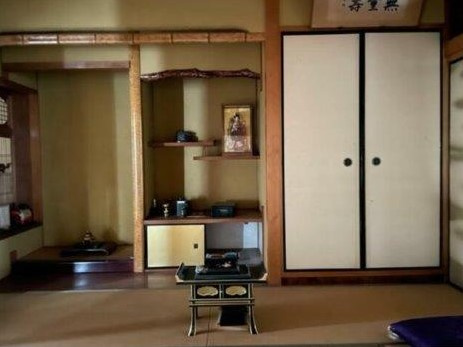 北条３丁目　中古一戸建ての収納|床の間
■物件内覧・資金計画相談・住宅ローン相談、リフォーム相談、お問合せ受付中■
※当日・翌日のご内覧、ご相談はお電話でのお問合せがスムーズです！