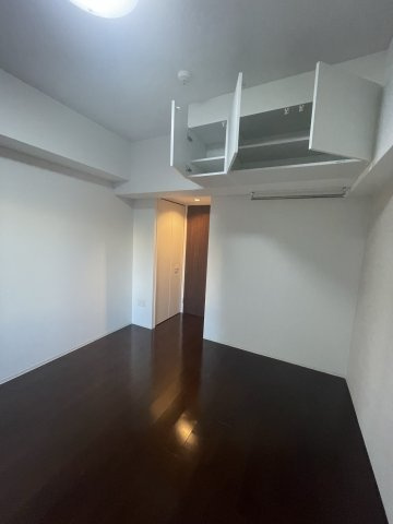 SERENiTE北浜の洋室|イメージとして他号室の部屋写真を表示しています