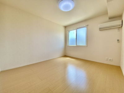 【洋室】 | D-room内原 B棟