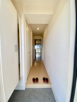 【玄関】 | D-room内原 B棟
