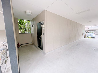 【玄関】 | コーポ鏡【名古屋市賃貸・洗面脱衣室】