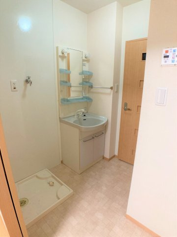 セジュール赤羽根の洗面所|別部屋同一間取りのお写真となります。