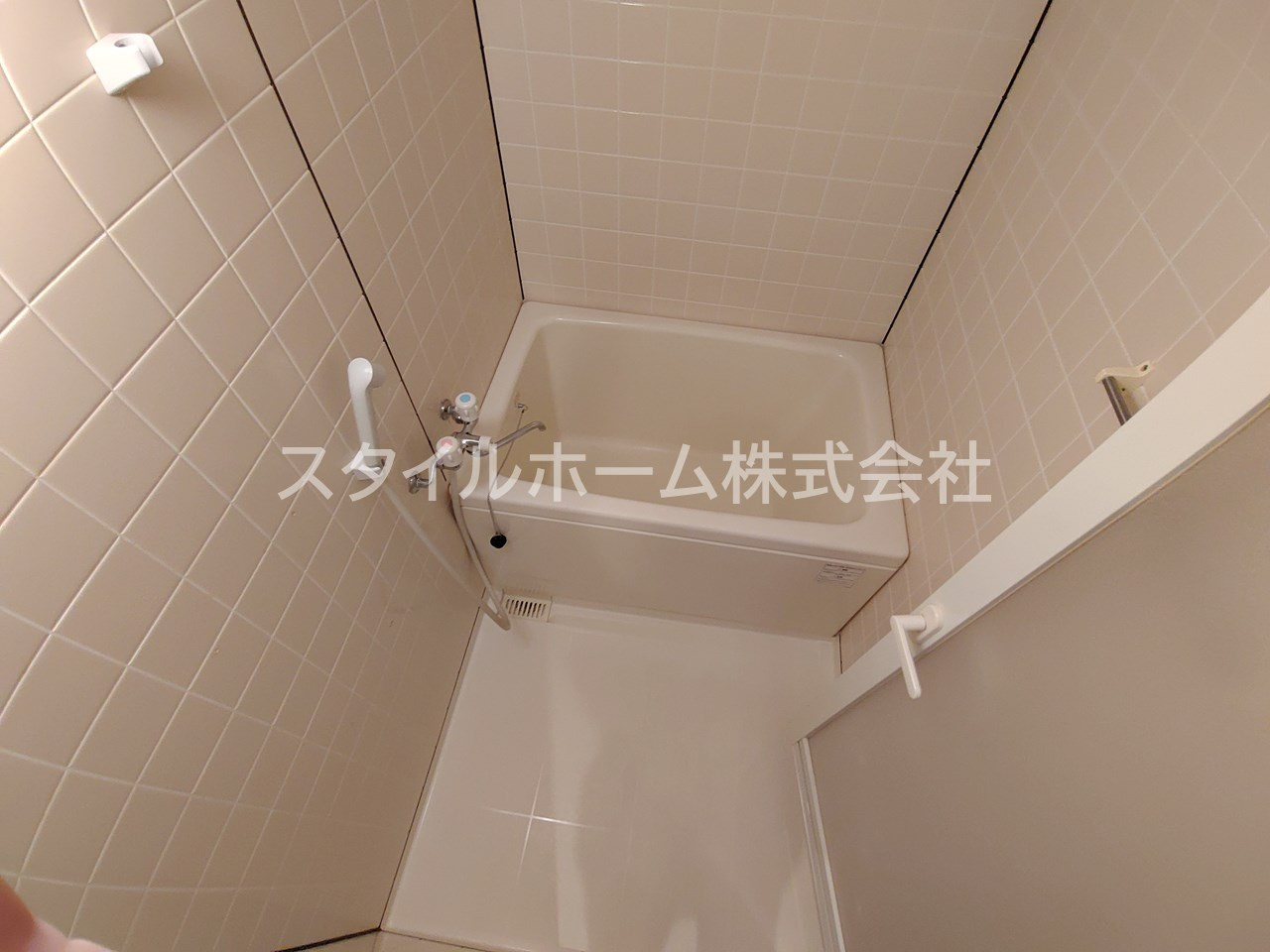 セザンヌ新栄３の浴室
