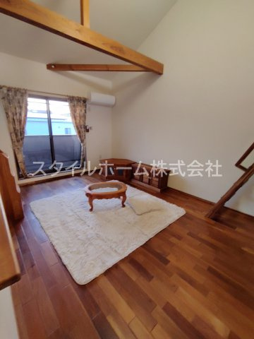 セザンヌ花田２の内装|別部屋写真です。