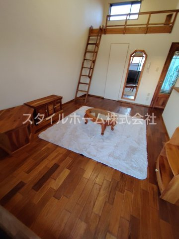 セザンヌ花田２の内装|別部屋写真です。