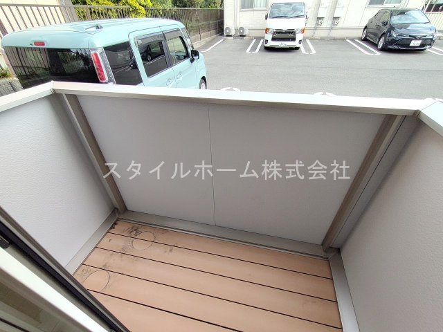 よつ葉館・蒼い館・まほろ館・ほくと館　ほくと館のバルコニー