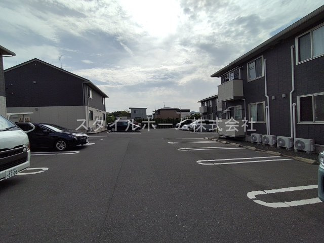 よつ葉館・蒼い館・まほろ館・ほくと館　ほくと館の駐車場
