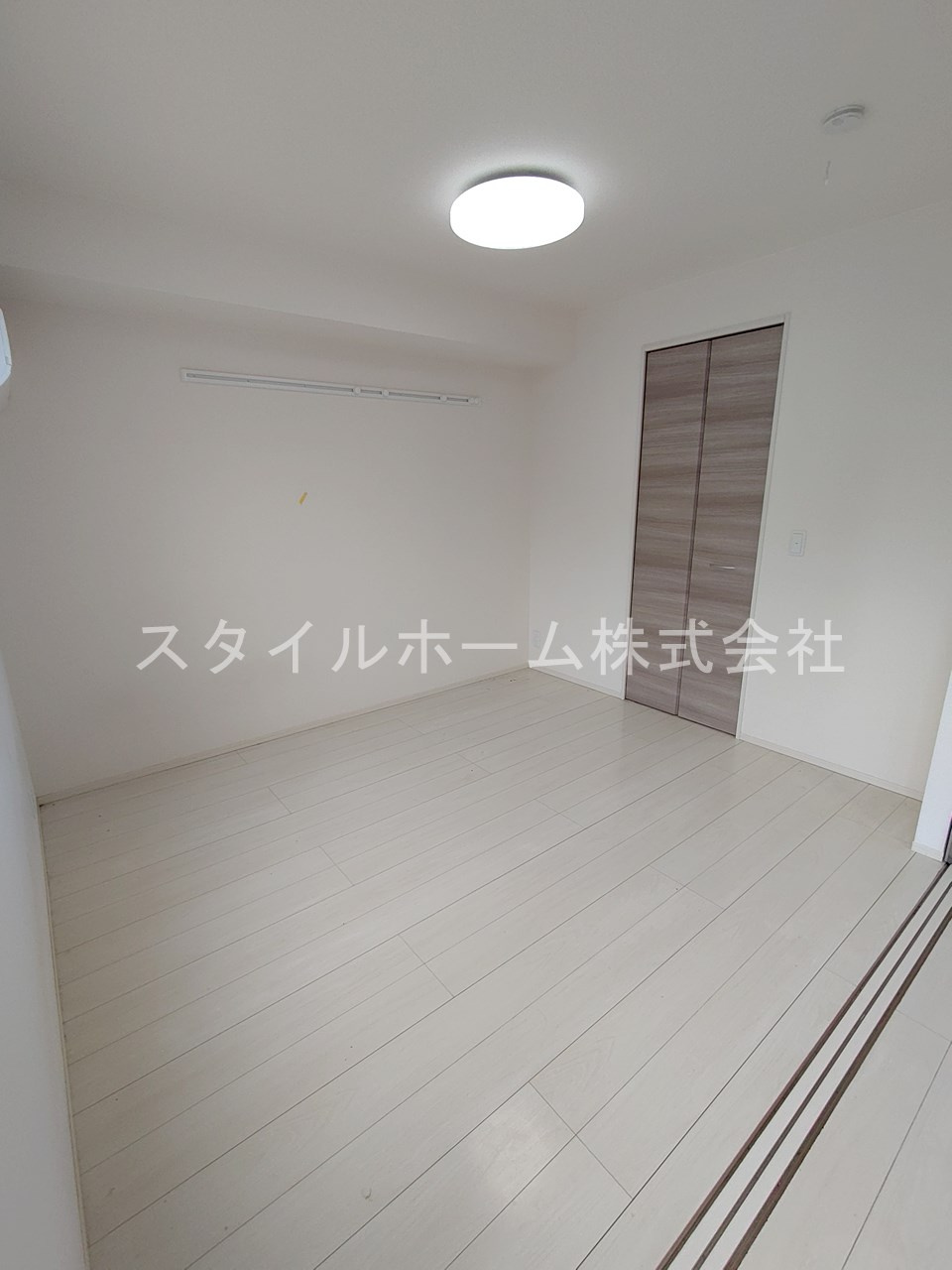 よつ葉館・蒼い館・まほろ館・ほくと館　ほくと館の居間・リビング
