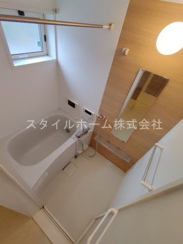 よつ葉館・蒼い館・まほろ館・ほくと館　ほくと館の浴室